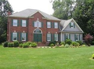 70 Carriage Ln, West Springfield, MA 01089