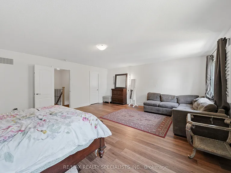 294 Miller Park Ave — Photo 24
