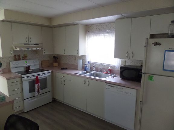 4th image of 14 Camino Real Ct