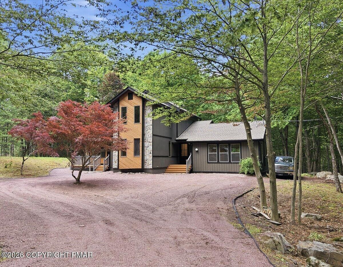 4366 Skyline Dr, Canadensis, PA 18325 | MLS #PM-142425 | Zillow