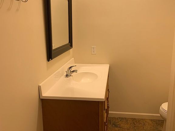 3rd image of 3 Country Club Rd