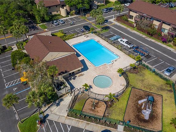 4th image of 10735 Village Club Cir #201