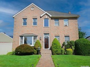 116 Rita Dr, East Meadow, NY 11554