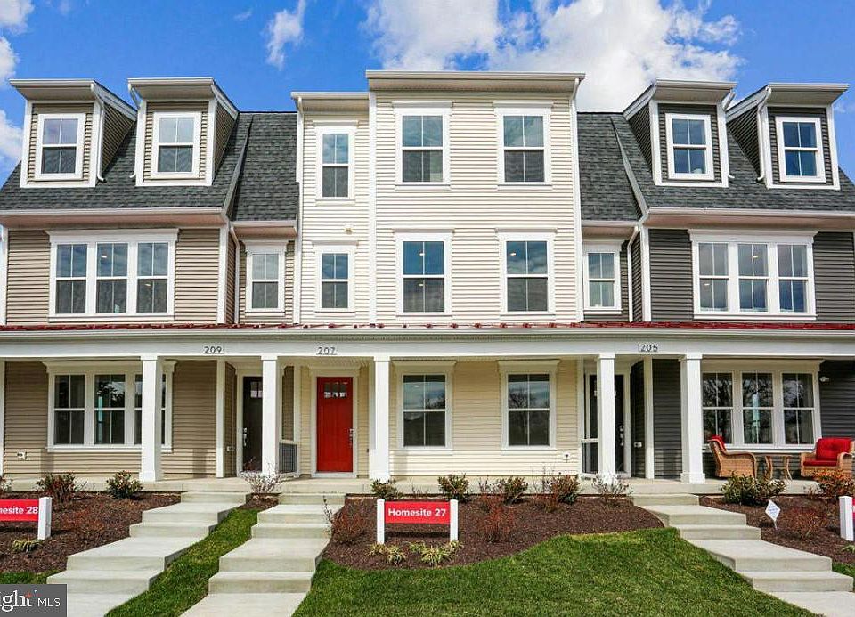 1st image of 102 Allen Ln