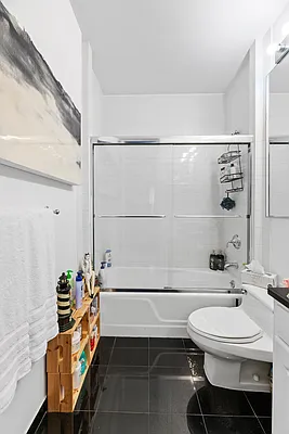 Rented by Level Group | media 14