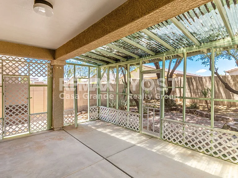 254 W Seven Seas Dr — Photo 17