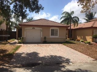 19506 NW 79th Pl, Hialeah, FL 33015