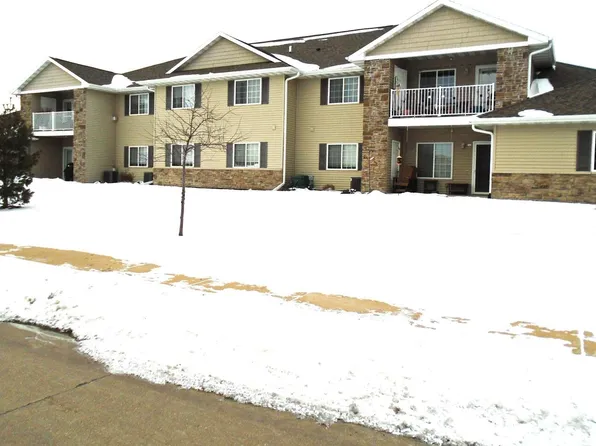 420 E Franklin St APT 103, Eldridge, IA 52748
