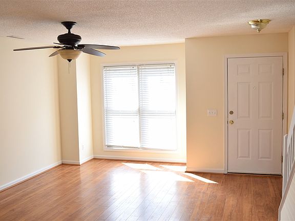 2nd image of 2337 Avalon Woods Dr