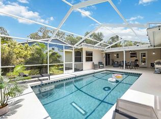 2575 Hyde Park St, Sarasota, FL 34239
