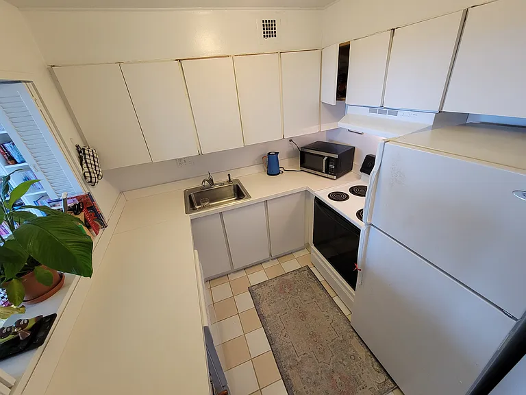 226 W Rittenhouse Sq #1809 — Photo 9