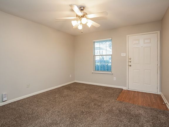 3rd image of 3922 Hollow Cove Ln