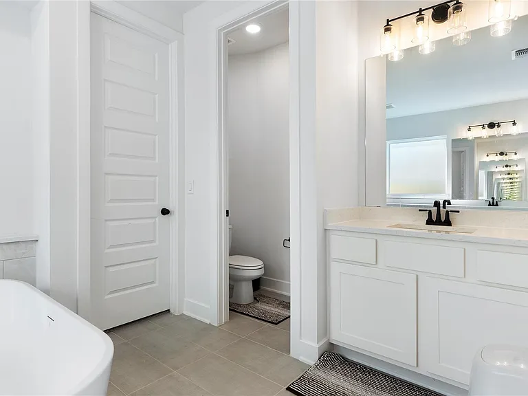 424 Hollister Dr — Photo 13