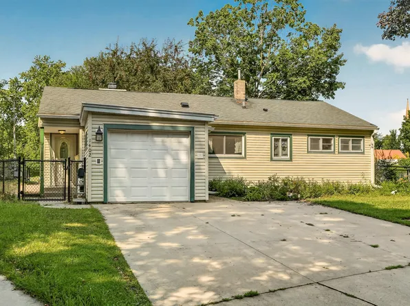 1402 Damon Ct SE, Rochester, MN 55904