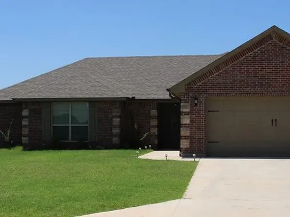 313 Marilyn Glover Dr, Elgin, OK 73538