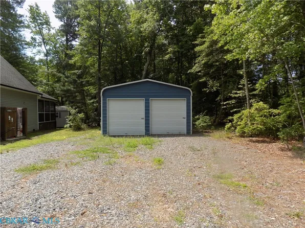 59 Fletcher Dr, Reedville, VA 22539