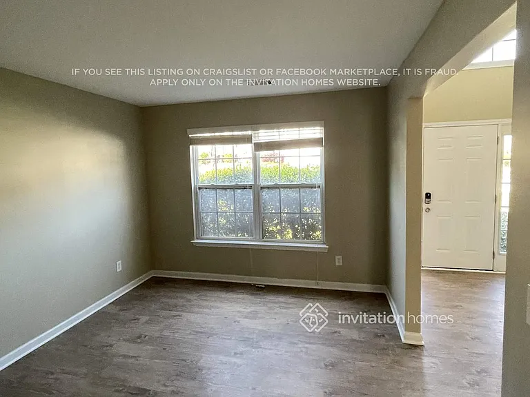 4434 Michael Jay St — Photo 2