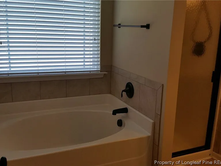 100 Burr Oak Cir — Photo 10