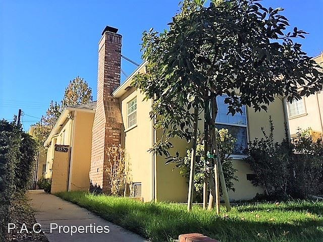 1st image of 723 N Hollywood Way APT C