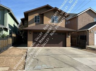 225 S 6th Ave, Oakdale, CA 95361