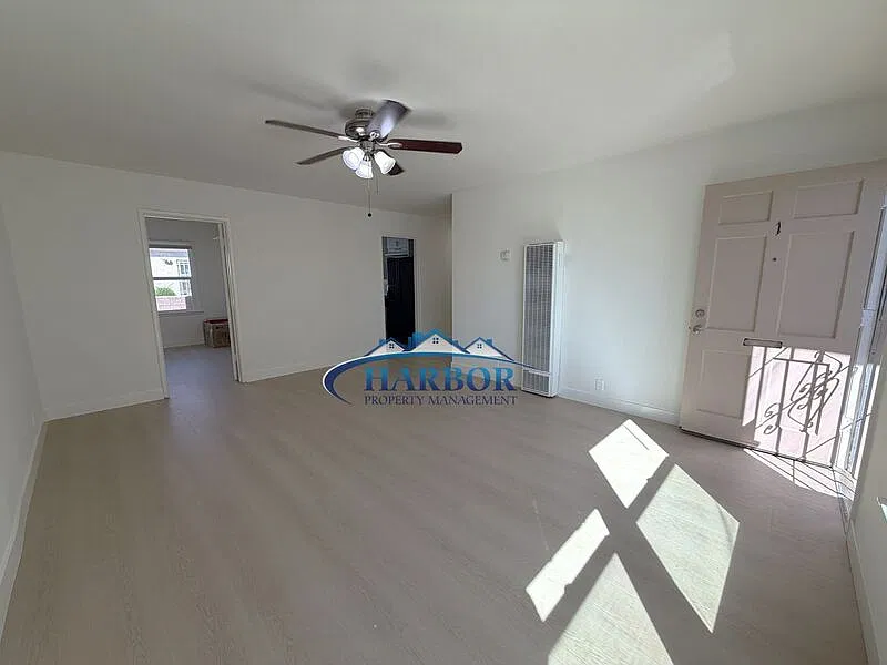 1 bed, 1.0 bath, $1,995 — Photo 3