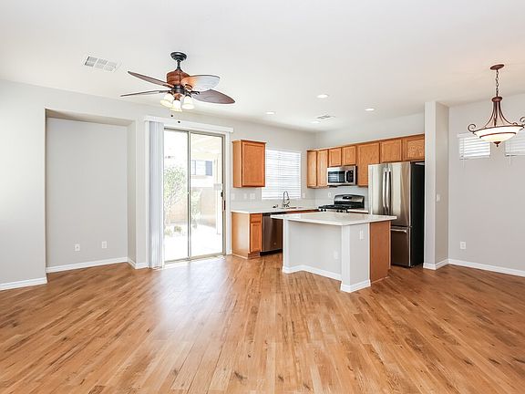 4th image of 8264 Apple Spice St