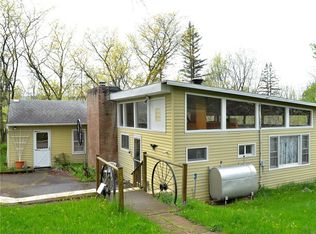 836 Bury Patch Ln, Middlesex, NY 14507