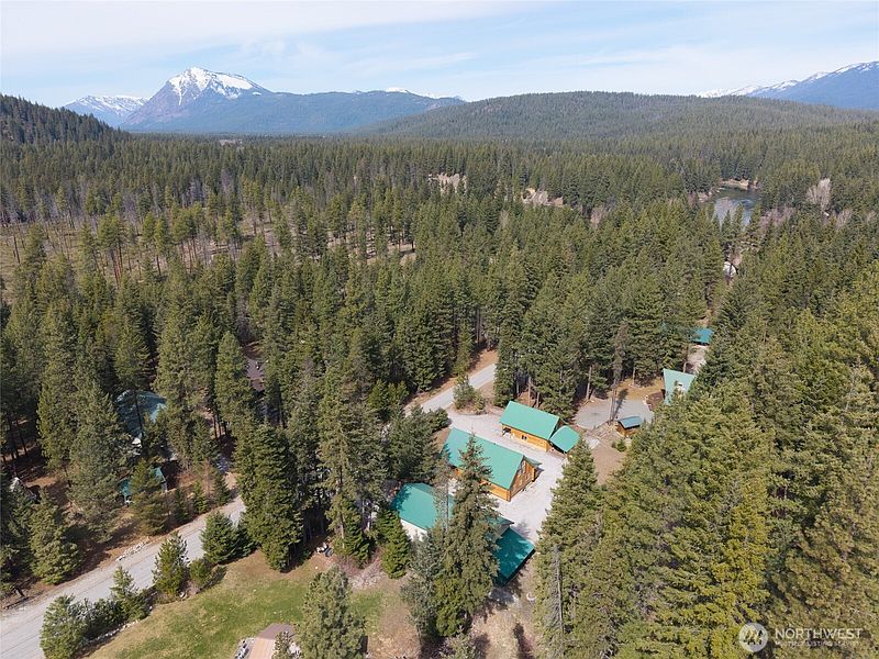 2nd image of 2628 Cottonwood Lane