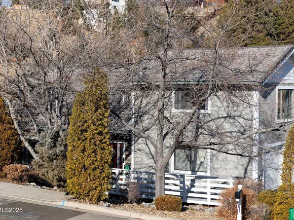 2555 Camelot Way, Reno, NV 89509