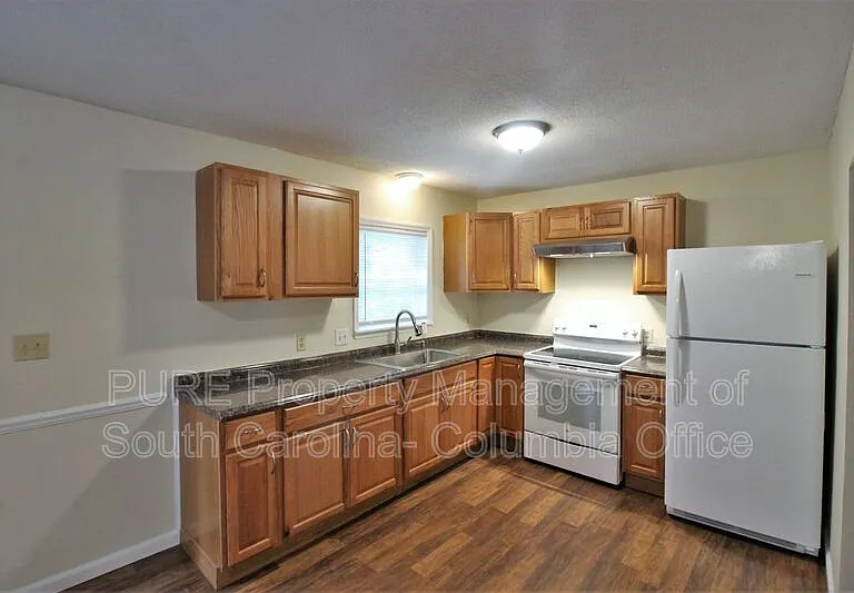403 Charwood Ln — Photo 26