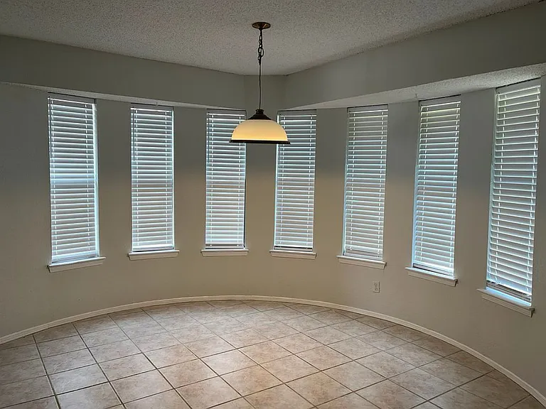 4372 Loma De Oro Dr — Photo 12