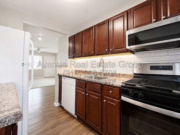4th image of 236 Solon Dr APT C