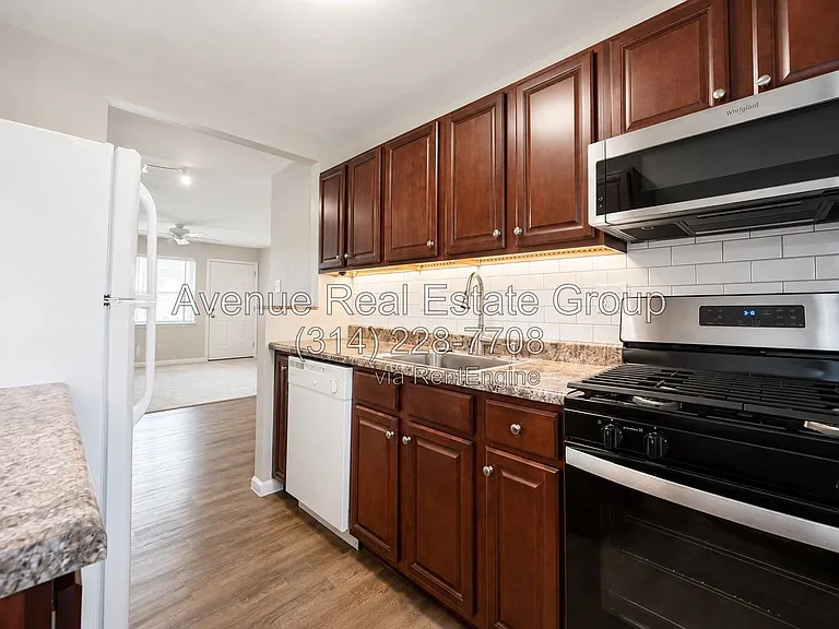 236 Solon Dr #C — Photo 4