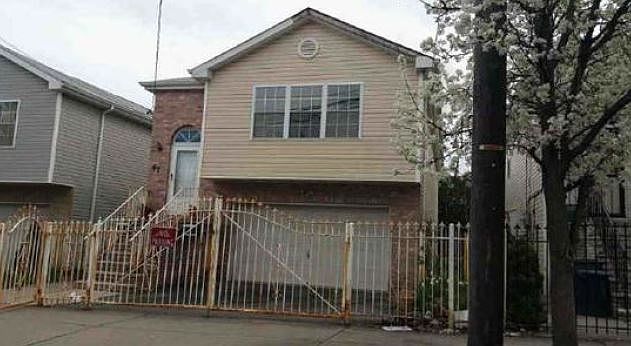2nd image of 47 4th St