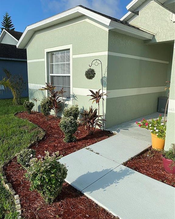 1st image of 432 Delancey Dr