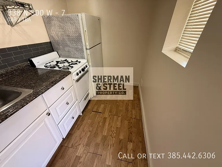 338 N 300 W #7 — Photo 6