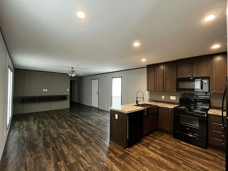602 N Victoria Rd #MH54-0054 — Photo 2
