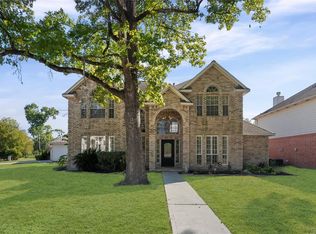 2922 Travick Ln, Houston, TX 77073