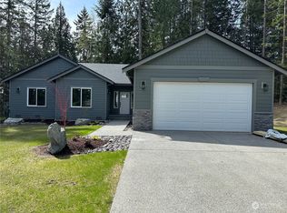 8093 Phillips Rd SE, Pt Orchard, WA 98367