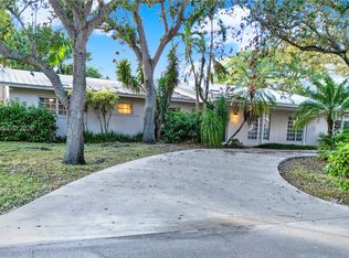 13240 SW 98th Pl, Miami, FL 33176