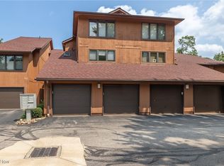 25034 Mill River Rd, Olmsted Falls, OH 44138