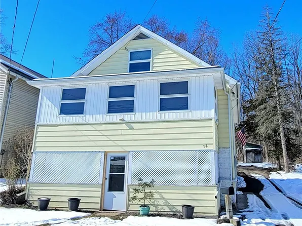 92 Stanley St, Mount Morris, NY 14510