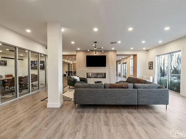 1 Nolan Way #JR — Photo 42