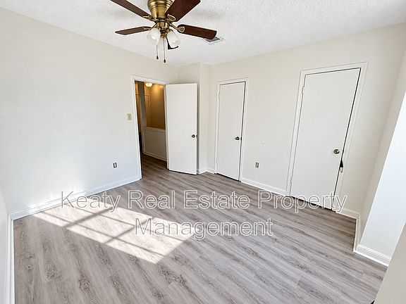 4th image of 103 Country Ln APT B