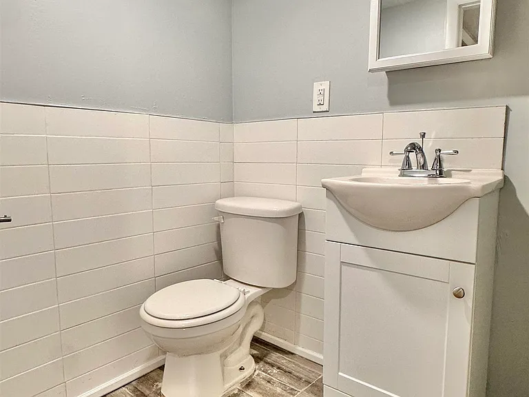 285 Grant Ave #1 — Photo 29