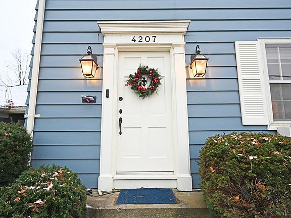 3rd image of 4207 Linden Ave
