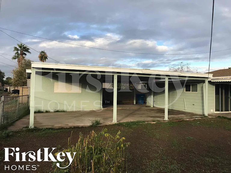 3625 W San Juan Ave — Photo 21