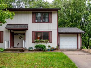 1459 Valley View Dr #A, Coralville, IA 52241