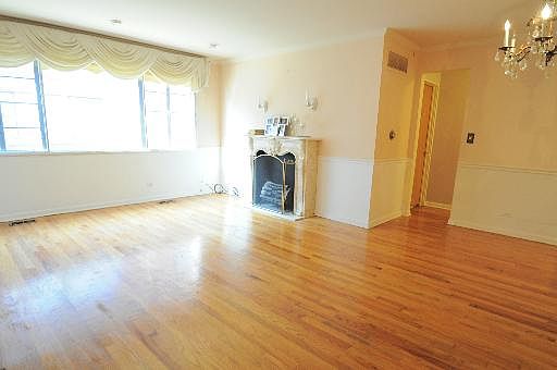 2nd image of 8324 N Christiana Ave #1E