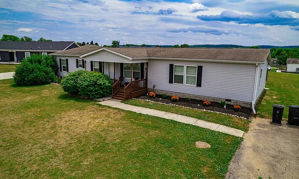 1st image of 52 Feather Cir